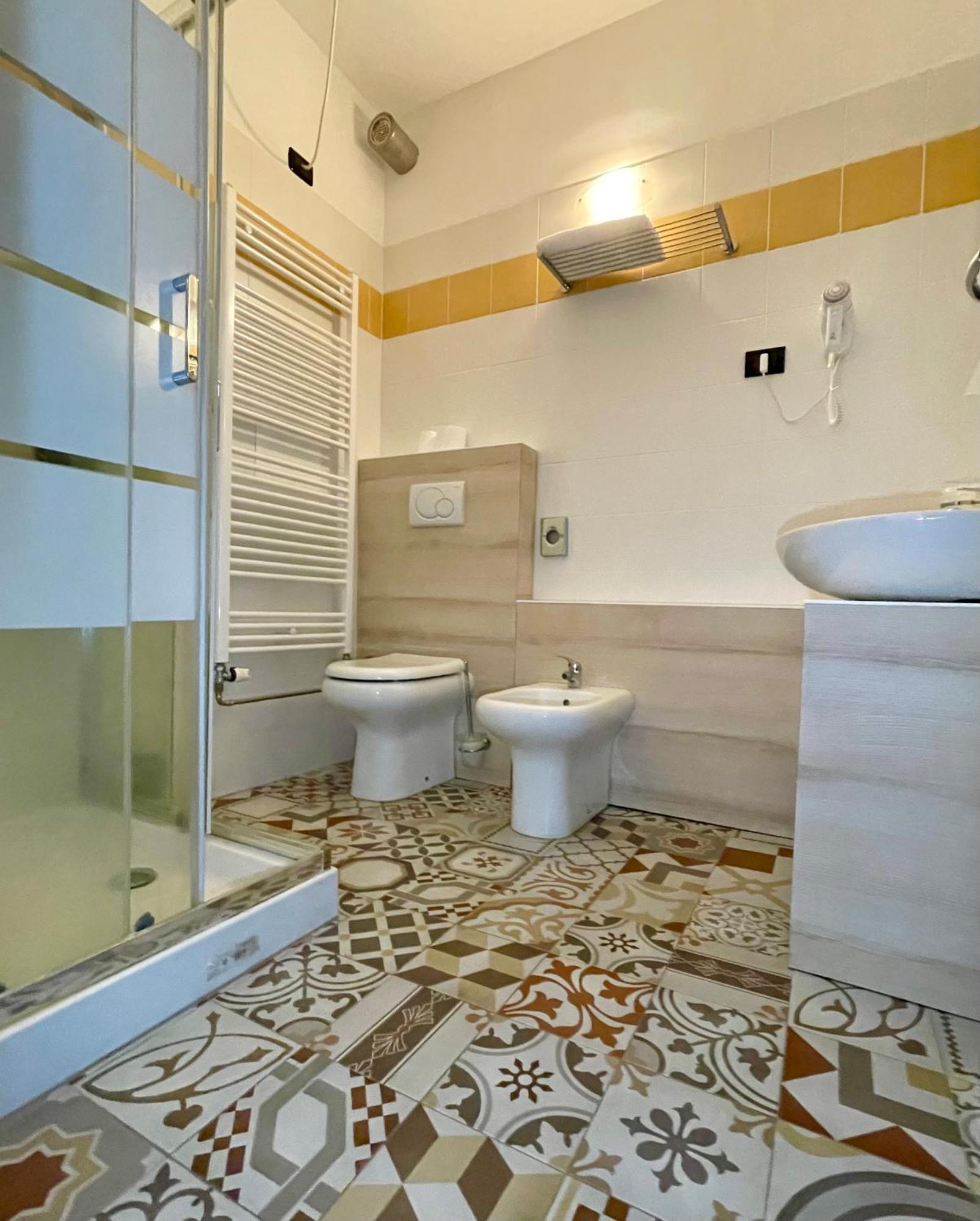 Aquasole Ξενοδοχείο Mercallo Εξωτερικό φωτογραφία